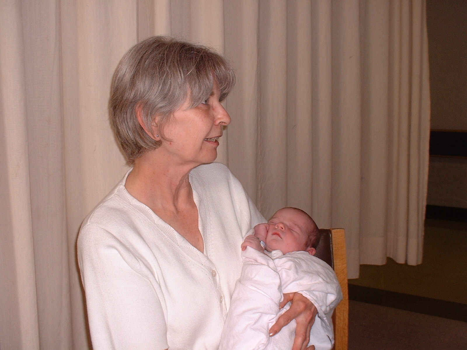gwenandbaby.jpg
